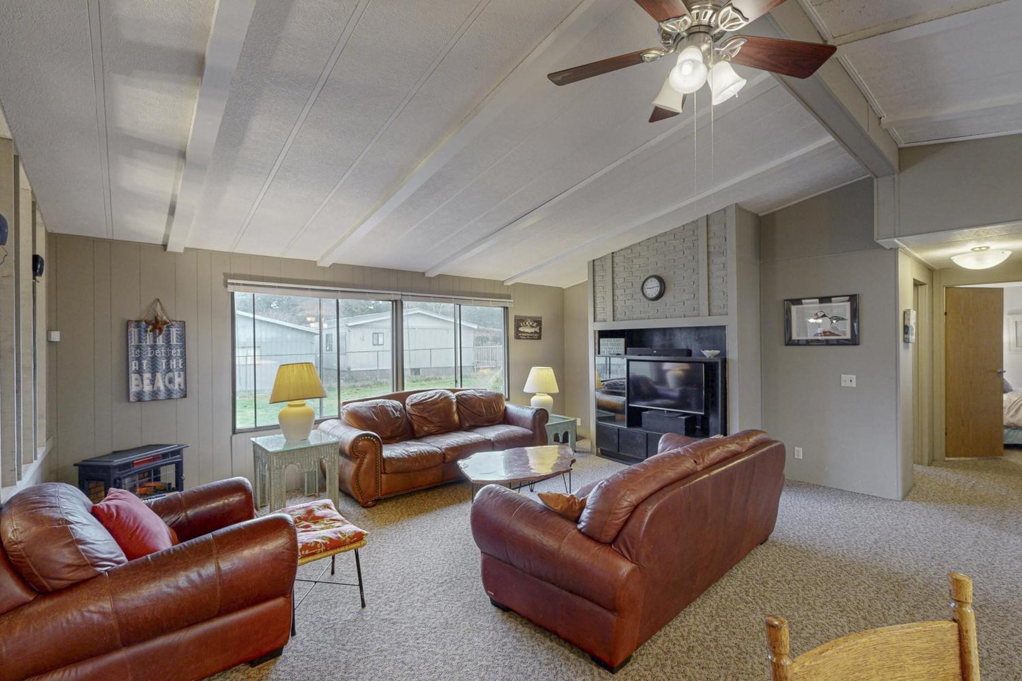 Villa Columbus Empire House Coos Bay Esterno foto